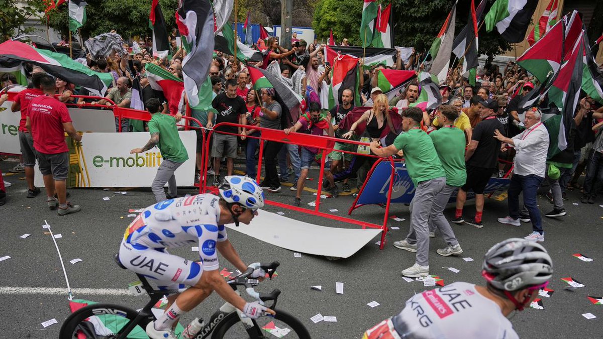 🔴 ÚLTIMA HORA | El equipo Israel–Premier Tech mantiene que va a seguir en carrera 

OLÉ SUS COJONES