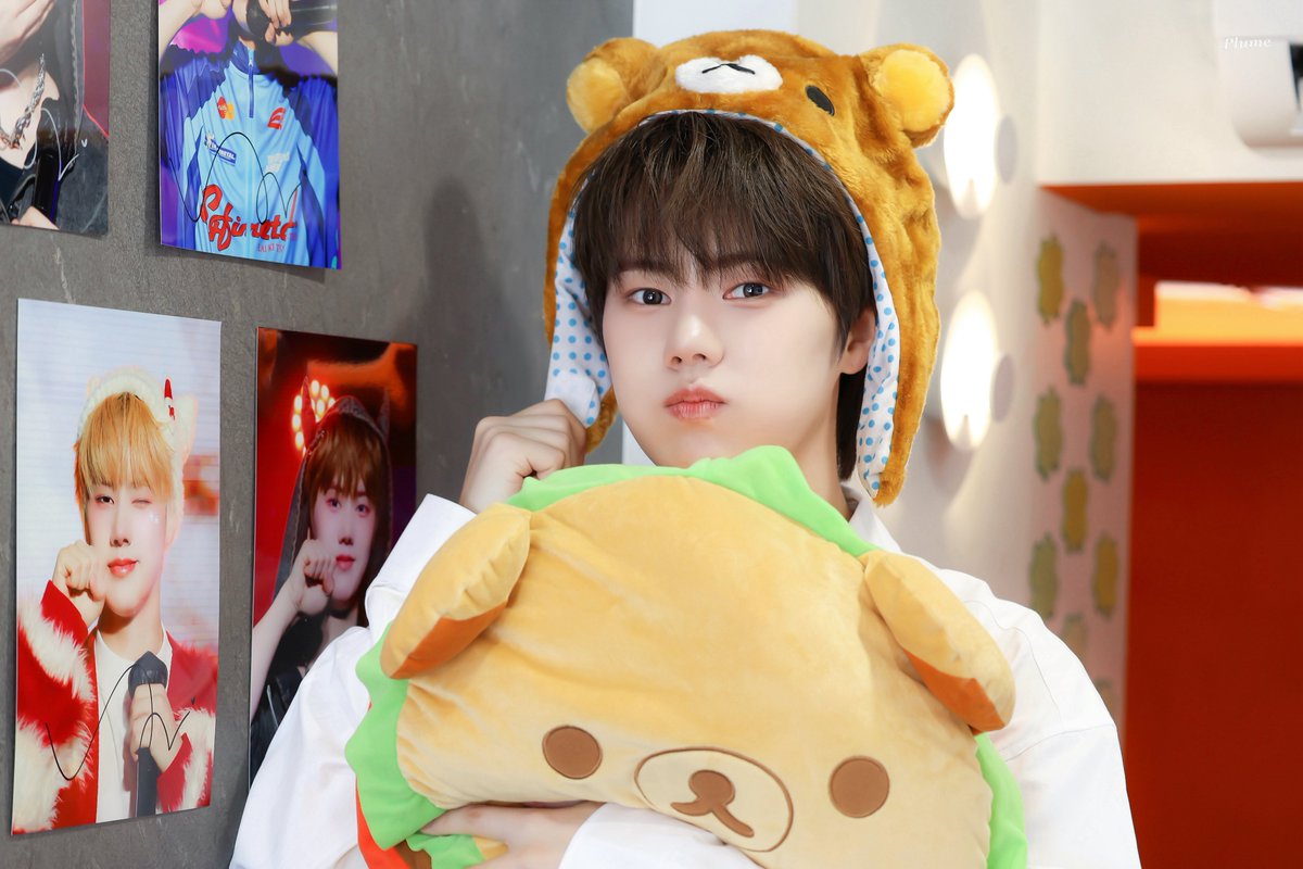 𝑷𝒍𝒖𝒎𝒆 ． tweet media