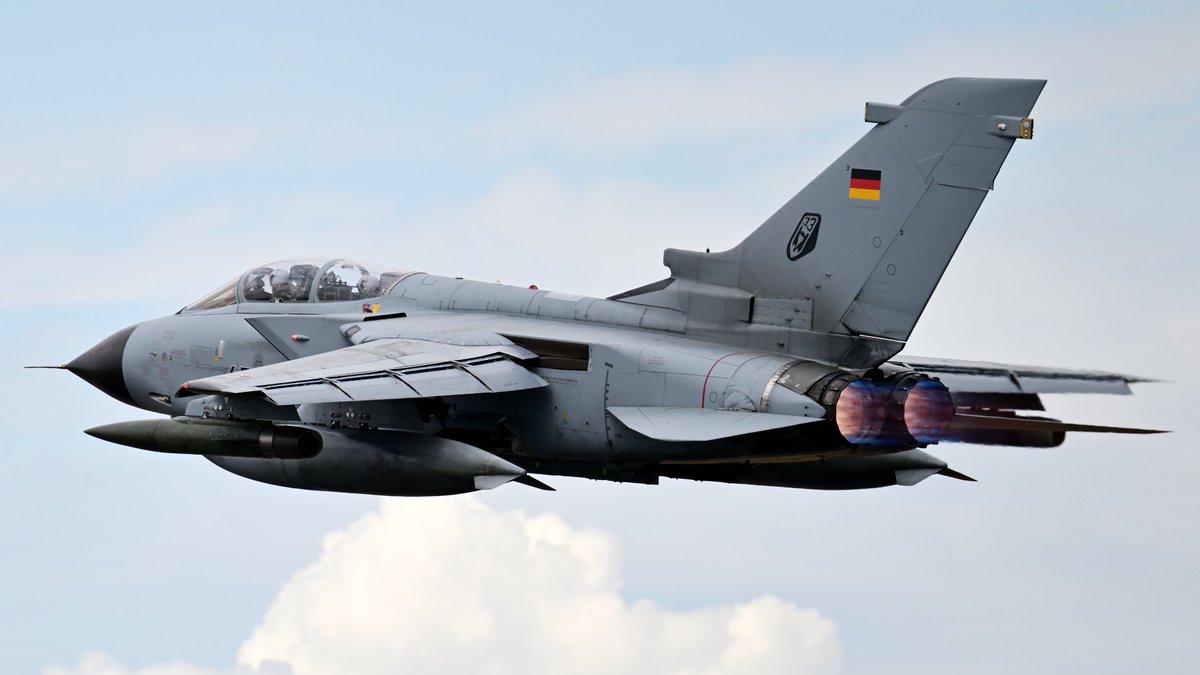 RIAT25
憧れのトーネード🤤これのためにRIAT行ったようなもんですがECRはコケてこれ一発のみ😇退役するまでにもう一度お目にかかれるかな🙄