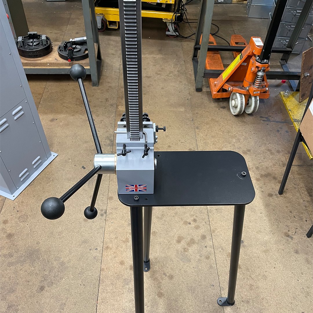 MjaPrecision's tweet photo. With the Blacks Charpy Hand Operated Machine you can quickly and accurately broach Charpy and Izod notches with consistent, repeatable results. Perfect for labs and test houses.
#BlacksCharpy #MaterialTesting #PrecisionEngineering #Engineering #MadeinBritain https://t.co/8lO23b0DMd