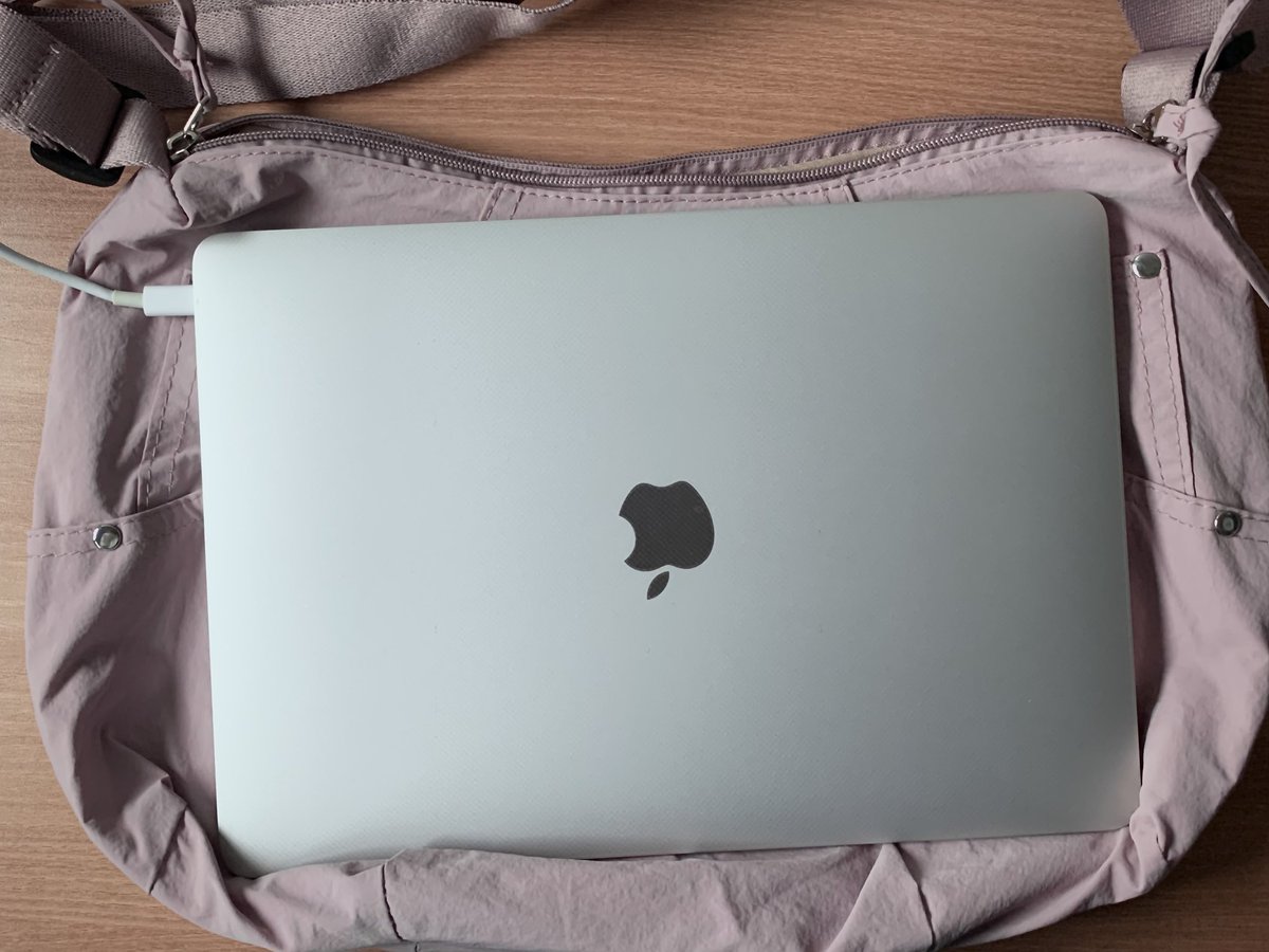 휘엔드 에이블리 입점 기념 #RT 이벤트ミ⛧

팔로우&amp;알티해주신 분들 중 3분께 나일론 크로스백 선물로 보내드려요••!😳

당발은 9/21 밤10시!!🍥
 
이번주부터 제 취향의 도매택 가을 제품들 조금씩 업로드할 예정이니 많관부,,♡

a-bly.com/app/markets/97…