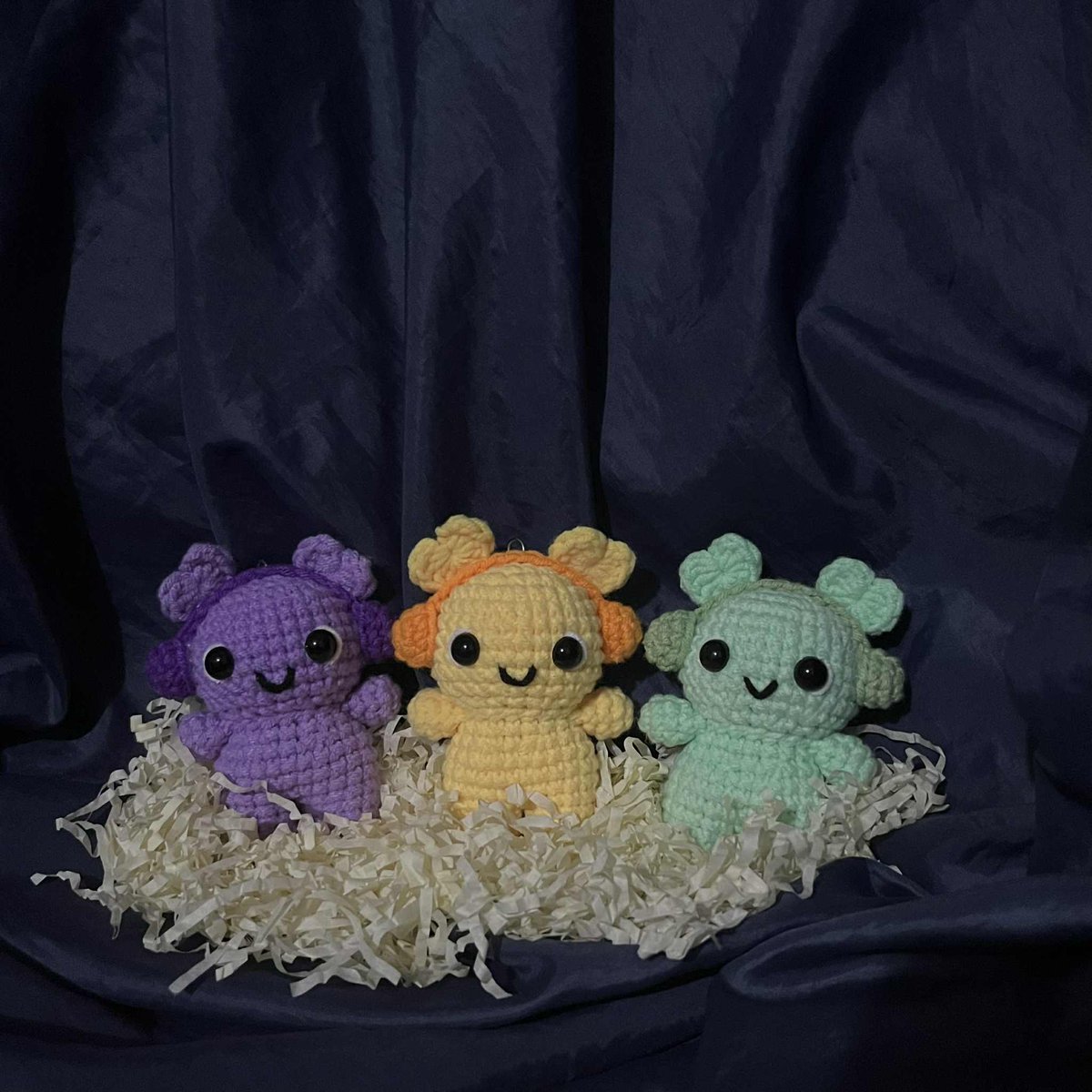 0425_2005's tweet photo. TWICE "THIS IS FOR" IN BULACAN

TWICE crochet keychain freebies (pt. 1)
→ Handmade by me &amp; @mushii_co

#THISISFOR #TWICE_THISISFOR_WORLD_TOUR
#THISISFORINBULACAN https://t.co/MZSRntV3uQ