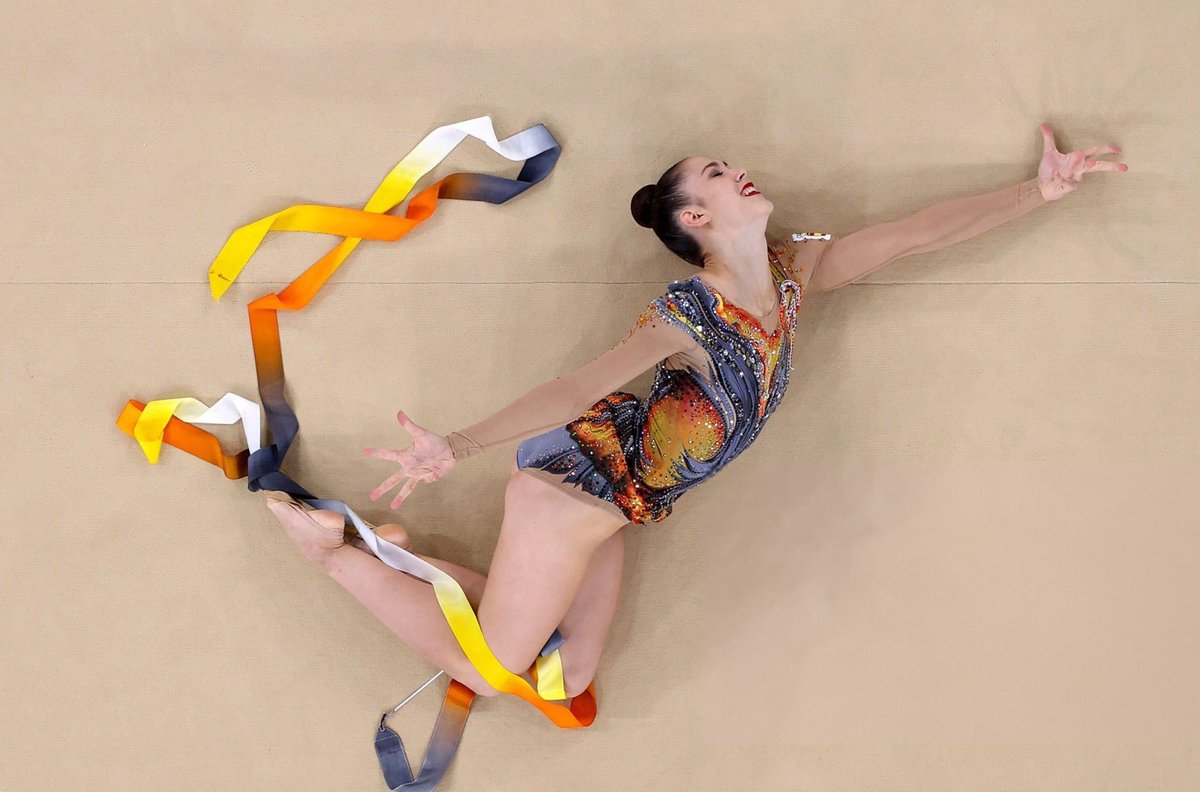 gymeditionn's tweet photo. Legendaria @polinabereziina ⚡️🧡 #PoliPotter https://t.co/BbsUVxEhCX