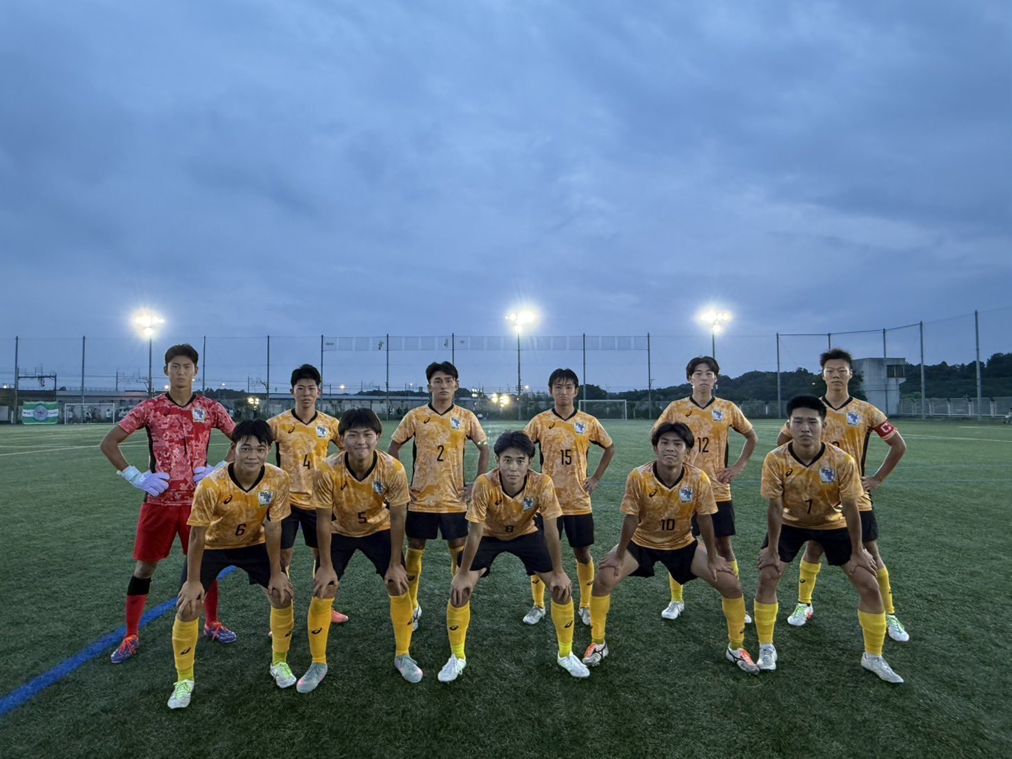 東海大高輪サッカー部　公式ジャージ　TOKAI F.C. 東海大高輪サッカー部 公式ジャージ TOKAI F.C. - メルカリ