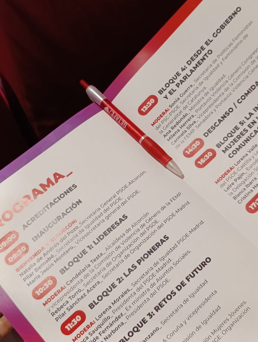 PsoeGetafe's tweet photo. 🌹 Desde el #PSOEGetafe vamos a seguir luchando siempre para no dejar nunca de avanzar en #igualdad, hoy además en las Jornadas #Feministas del @PSOE 

Desde #Getafe siempre #adelan7e con el #feminismo https://t.co/Rk7HuHtEXD