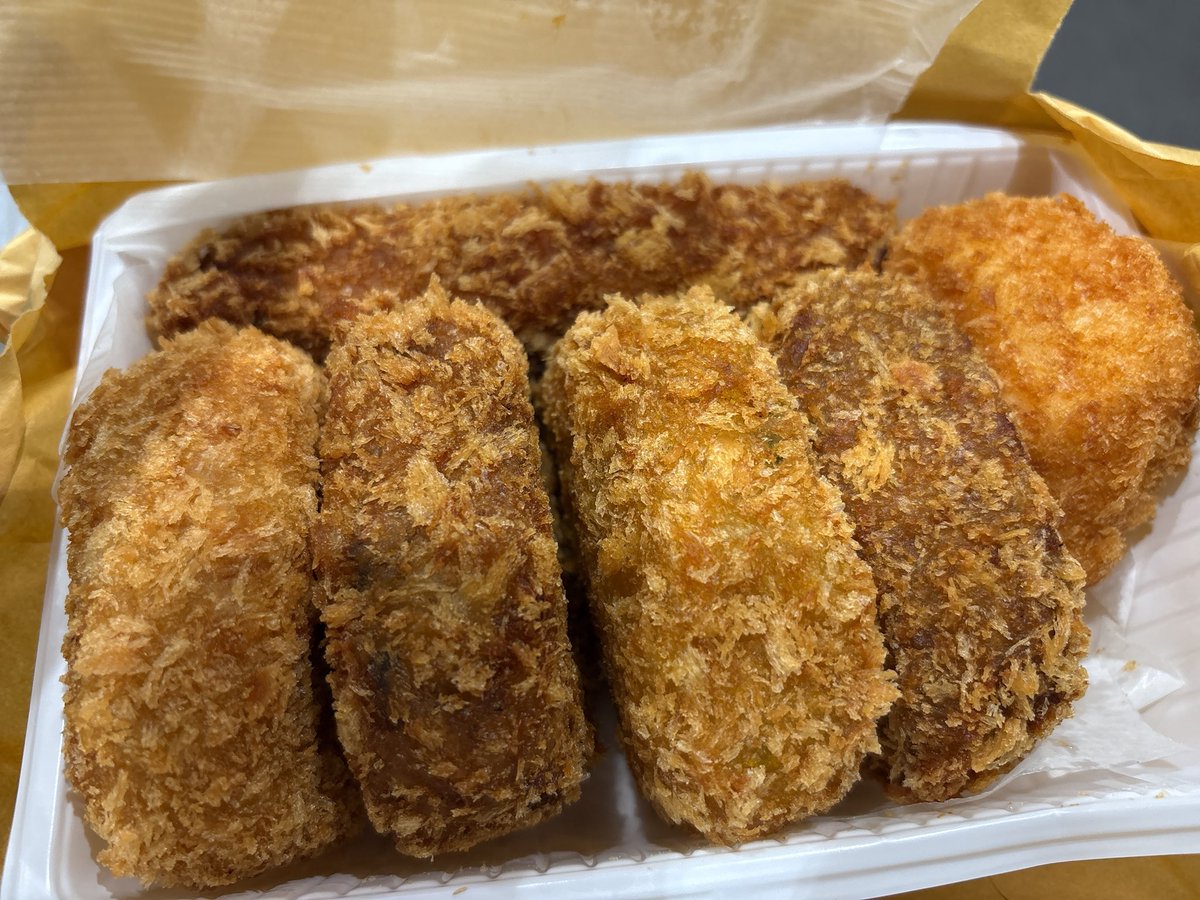 コロッケページ レンジでコロちゃんチーズ入りコロッケ 5コ入（200g）| コープ