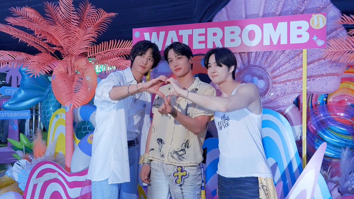 여러분의 함성소리에 따라 선물이 달라집니다.ᐟ.ᐟ💦 | WATERBOMB SEOUL 2025 Behind

youtu.be/U5WsyzpkuQs

#KAI #카이
#EXO #엑소 #weareoneEXO
#WATERBOMB2025