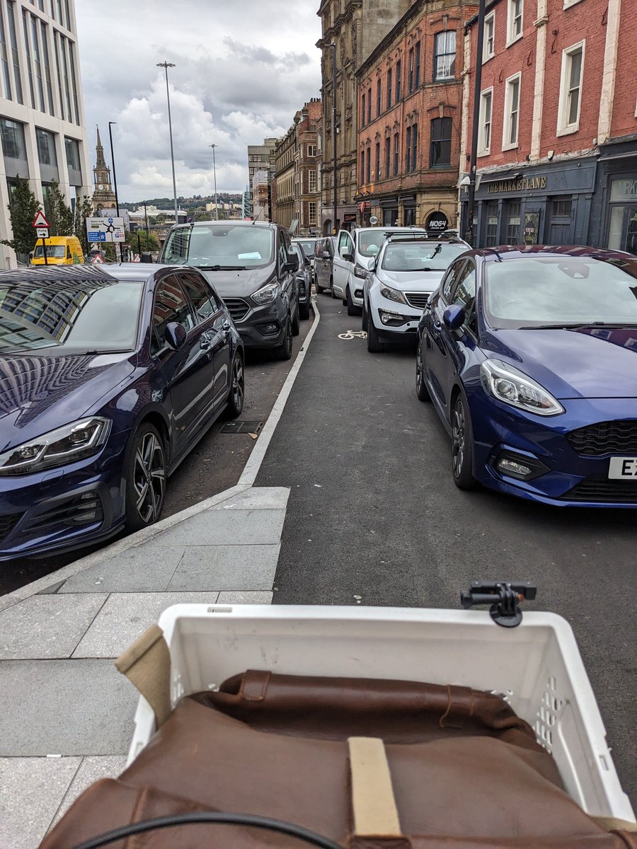 oodavid - that bench guy tweet media