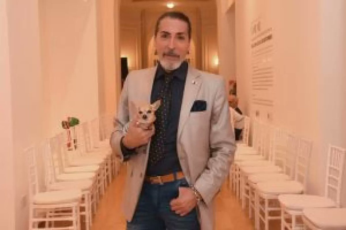 🟠➡️#LaMañanaDeLa12 - Cesar Juricich, diseñador de indumentaria: “Se ve todo perjudicado con la llegada de Temu y Shein” <a href="/JuricichCesar/">César Juricich</a>

"Uno tiene acceso directo y muy rápido con una entrega rápida. Ni siquiera la tenés que pasar a retirar por algún lado".