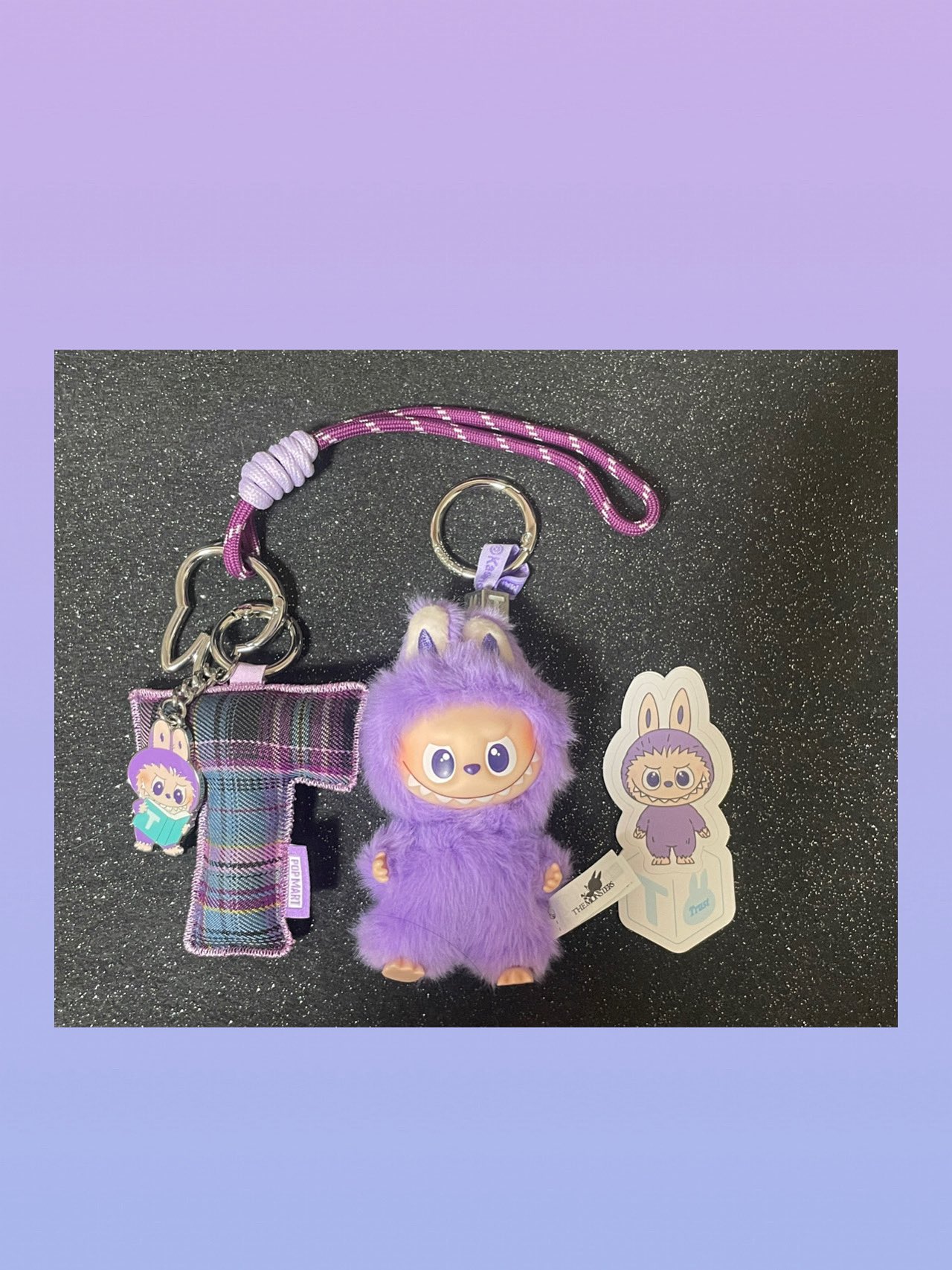 ラブブ　イニシャル　T ラブブ イニシャル T