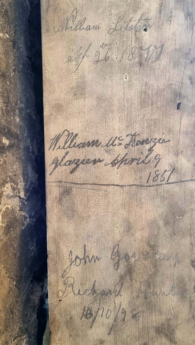 The Signet Library tweet media