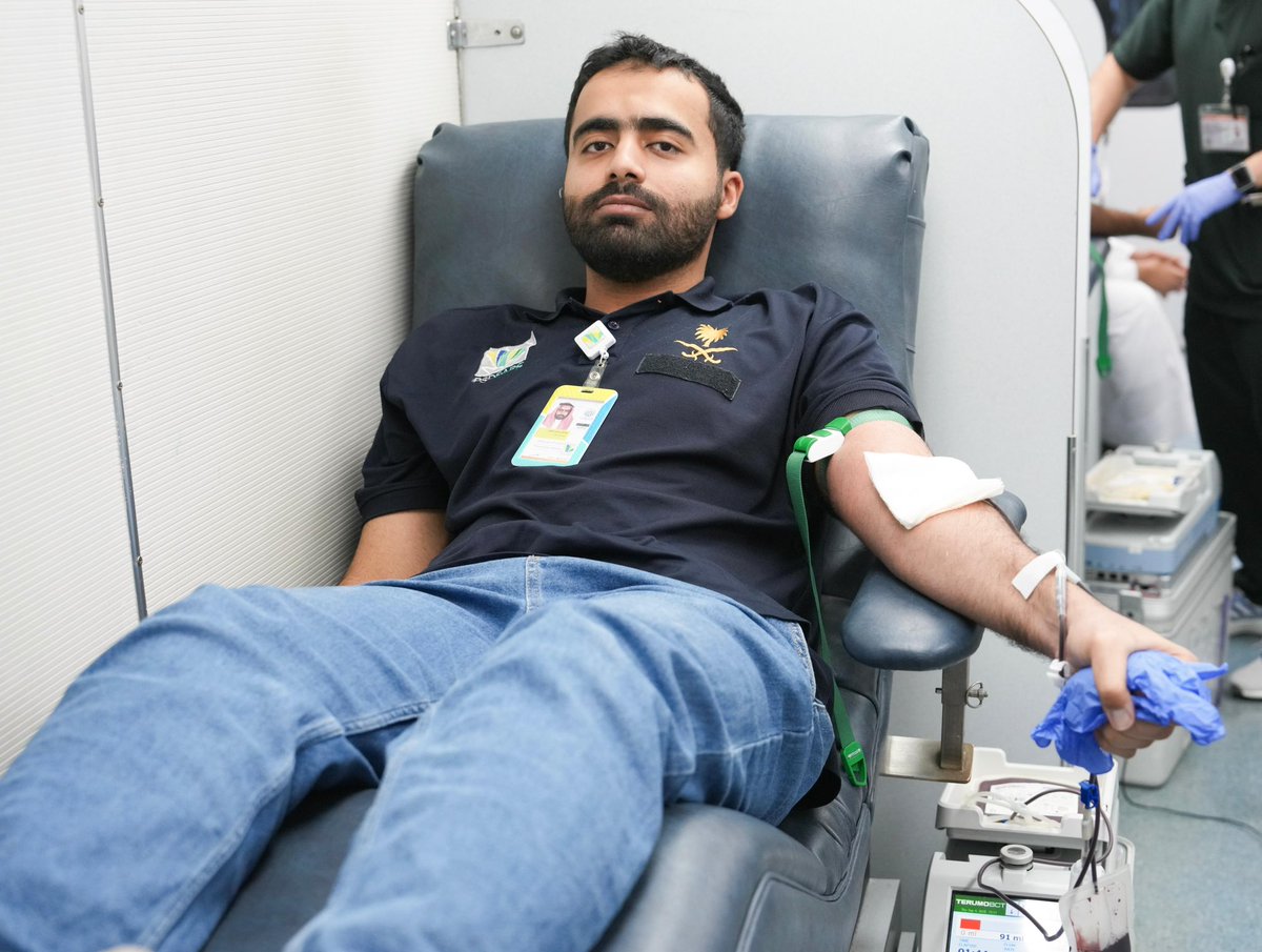 PSDSARC's tweet image. انسجامًا مع #حملة_ولي_العهد_للتبرع_بالدم؛ شارك منسوبي ومنسوبات #مركز_الأمير_سلطان_للدراسات_والبحوث_الدفاعية في الحملة؛ انطلاقًا من الالتزام بالمسؤولية الاجتماعية وتحقيقًا لقيم البذل والعطاء.
 
#اقتداء_وعطاء
#PSDSARC