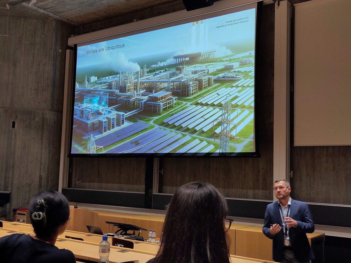 SCS Materials Chemistry tweet media