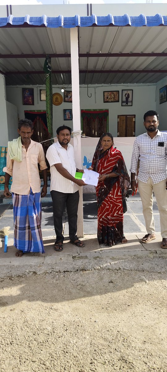 MaskiTp's tweet photo. ಗುಡದೂರು ಗ್ರಾಮ ಪಂಚಾಯತಿ ವ್ಯಾಪ್ತಿಯ ಮೇರನಾಳ ಗ್ರಾಮದಲ್ಲಿ ಕೂಲಿಕಾರರಿಂದ ಕೆಲಸದ ಬೇಡಿಕೆ (ಫಾರಂ ನಂಬರ್ 6 ) ಪಡೆಯಲಾಯಿತು.

@ZillaRaichur @MgnregsK @mgnregamanvitp @TpSirwar @MgnregsD @PriyankKharge @mgnregstpraich1  @readingkafka @CeoRaichur  @CommrPR https://t.co/v9gNHjuywv