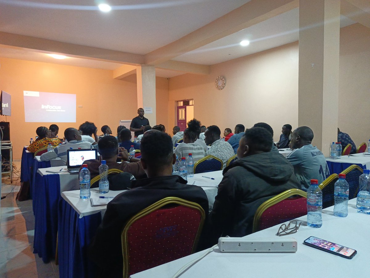 Day 1 of the Art of Storytelling &amp; Visual Communication Workshop by <a href="/siasaplace/">Siasa Place</a> with  focus on community engagement storytelling &amp; content tracking.Our Programs Officer &amp; Communication Officer are gaining skills to tell impactful stories that drive change. #AmplifyingYouthVoices