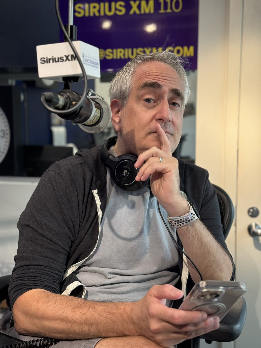 Emergency Medicine imitates art Thursday morning. <a href="/askdrbilly/">Billy Goldberg</a> strikes his version of Rodin’s “The Thinker” pose, titled: The Headache. <a href="/heshiegreshie1/">heshiegreshie</a> shows us how “The Toxicologist” appears in everyday still life. ❓How would you title these ER docs works of art? Share below.