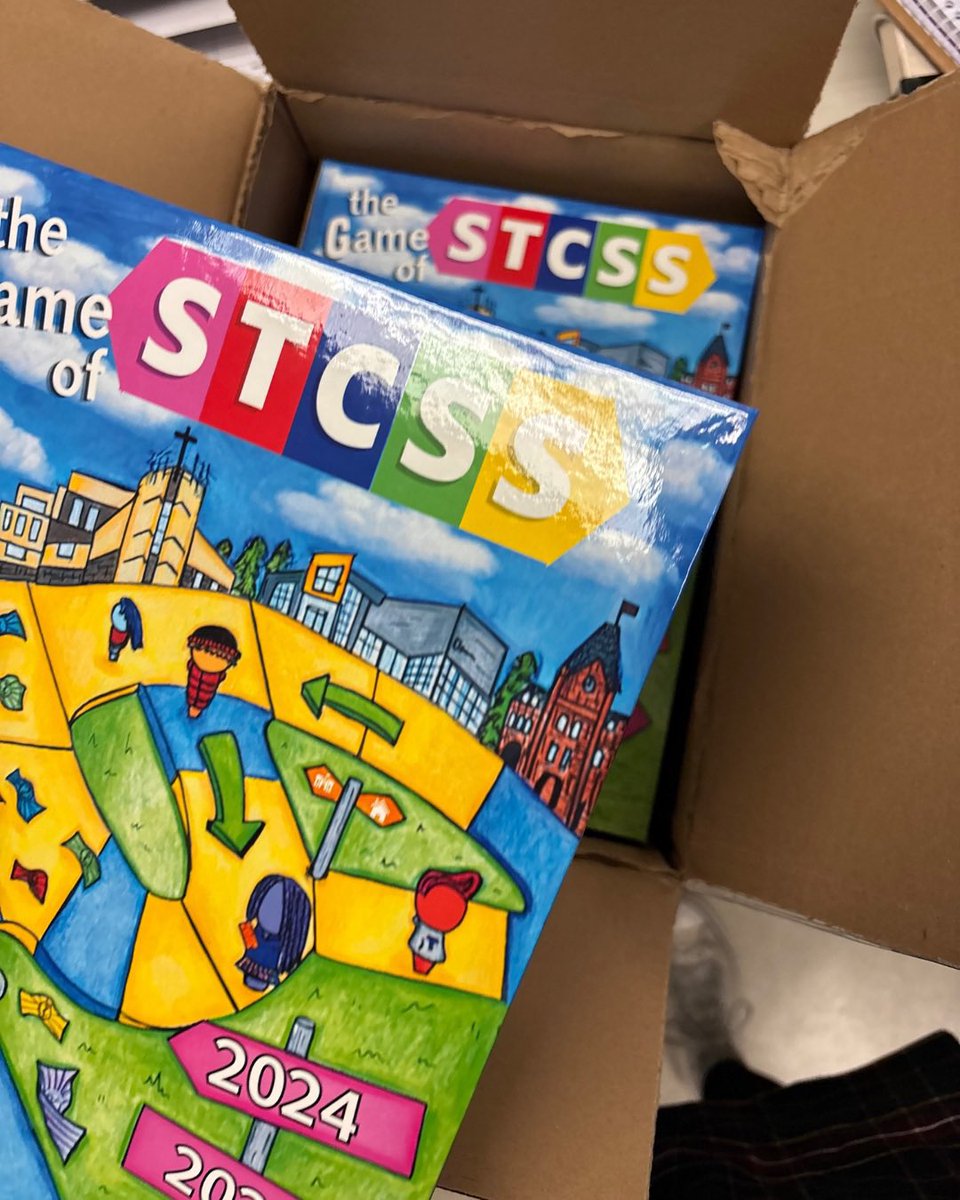 stcssSC's tweet image. Here’s a sneak peek at last years yearbook Titans! Stay tuned for a pick up date sometime next week!