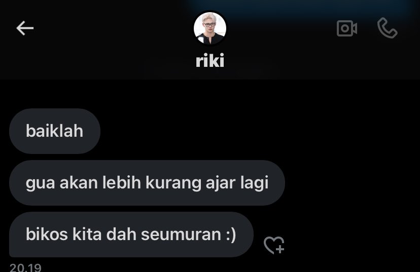 Di lelang, adek kurang ajar. Minusnya banyak, plusnya kagak ada. Angkut dah.