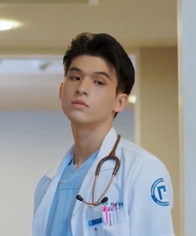 6 กันยายนนี้ก็จะครบ 6 ปี first ep ของรักฉุดใจนายฉุกเฉินแย้ววว คิดถึงแก๊งสัตว์ทะเลกับหมอฉลามจังเยย 🦈🩵

#skywongravee