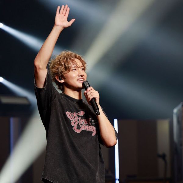 チャンミン、今のビジュアルでとりあえず一回地上波いっとく？

年末のFNSはB'z様とコラボなんぞいかがでしょう？

#changmin_from_東方神起