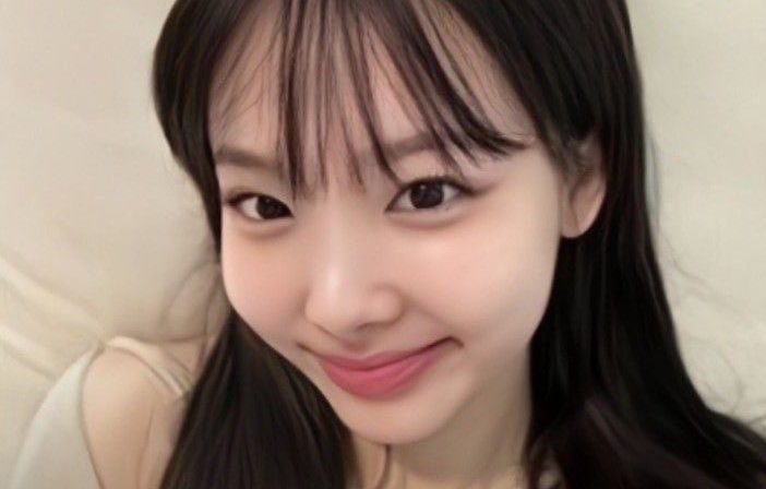 itsprettynayeon's tweet image. 