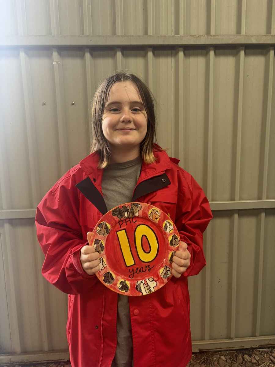 Can we all take a moment to appreciate this masterpiece? 

Thankyou to Sophie Lee for kindly giving us this hand made gem for our 10th year anniversary of PHC😍 

Lovely to see our clients be so involved in what we do just as much as we are!