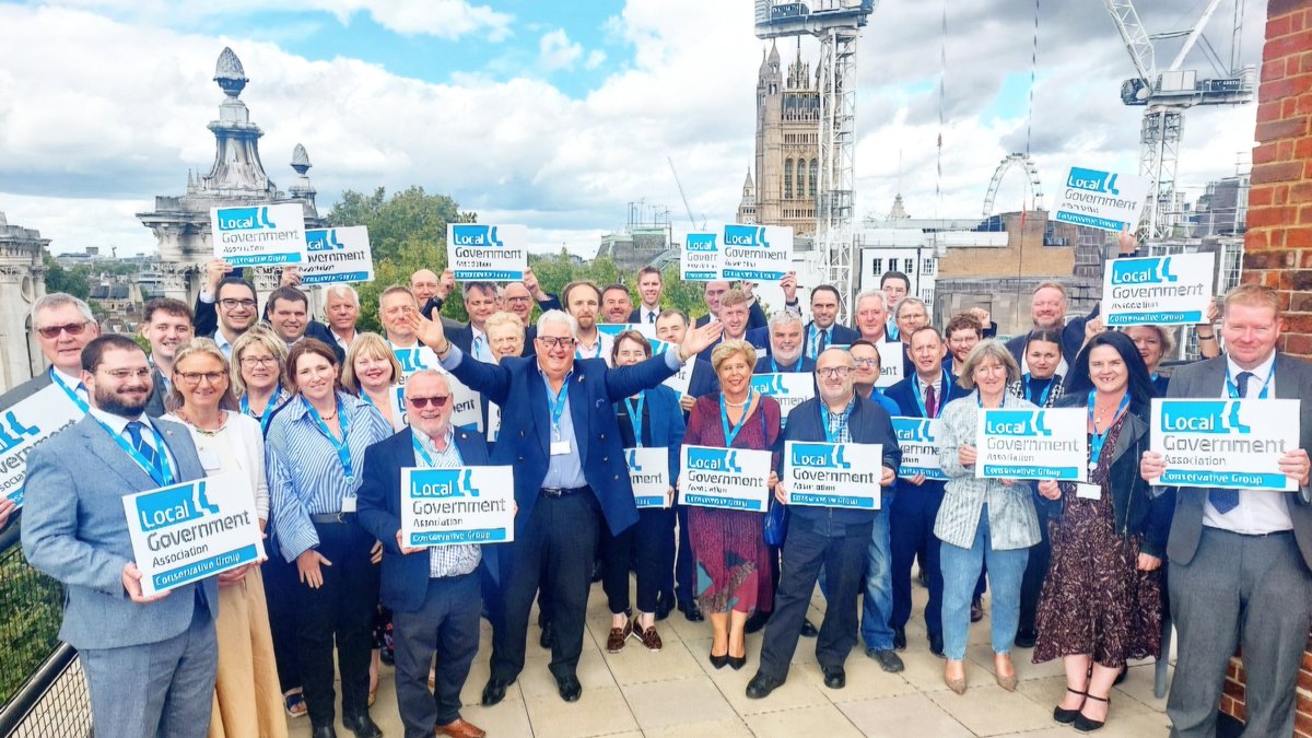 🔵 Great to have so many Conservative Councillors at the LGA offices today for our committee induction day 💪🏻💪🏻💪🏻