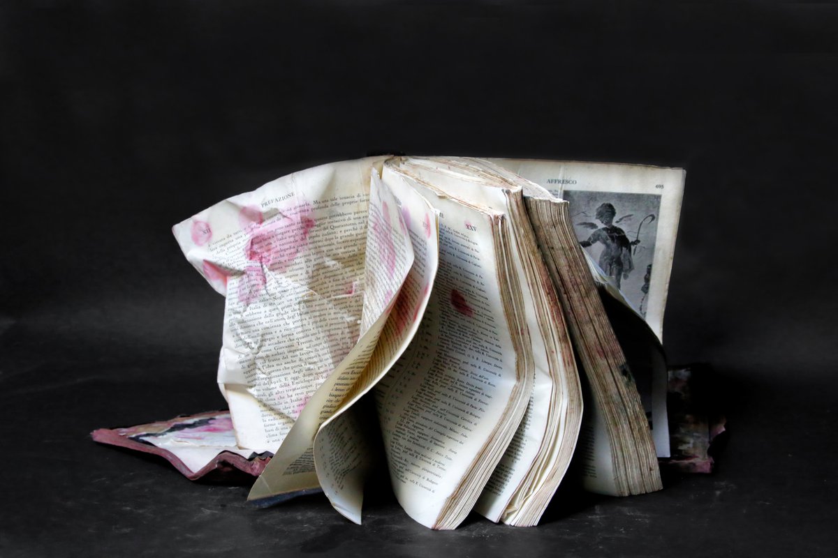 On 13 November 2019, Venice was submerged by one of the highest tides ever recorded.

Patrizia Zelano reflects on this flood’s aftermath in 'Acqua Alta a Venezia'.

Zelano was shortlisted for #PrixPictet 𝘚𝘵𝘰𝘳𝘮.

#PrixPictetStorm #PatriziaZelano