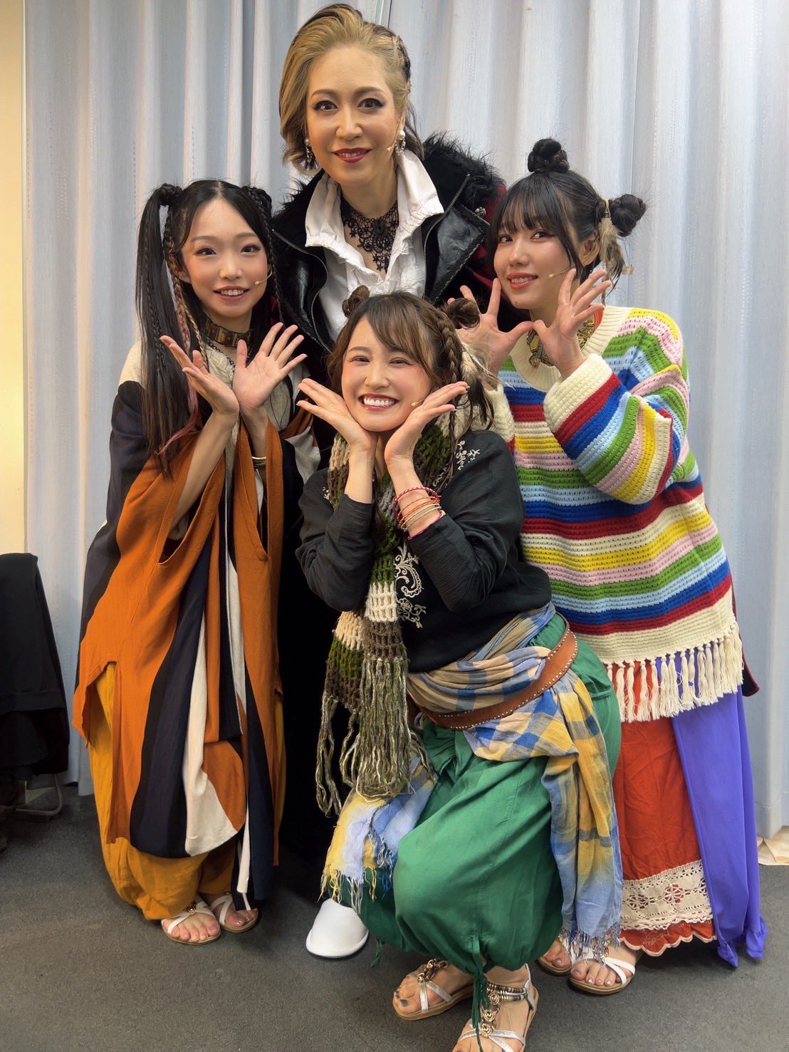 中国有数の霊媒師がご祈祷を重ねた「百段金運花道」 Takafumi Zenryu Kawakami 川上全龍| Completion of New Year