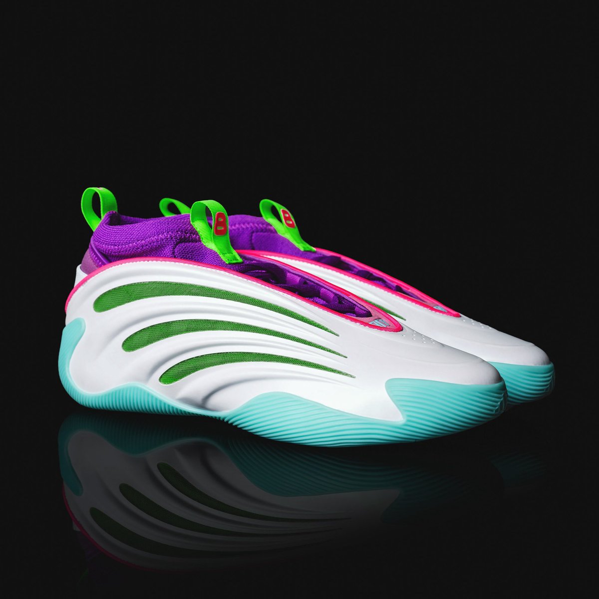 $128 - Jalen Williams x adidas Harden Volume 9 #Ad 

Shop: info4dys.com/3SZbfKd