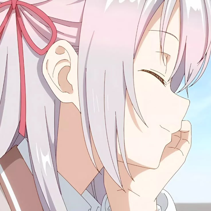 TheAlyaArchives's tweet photo. Buenos Días. 🩶🌸 https://t.co/SeNEtWwKqw