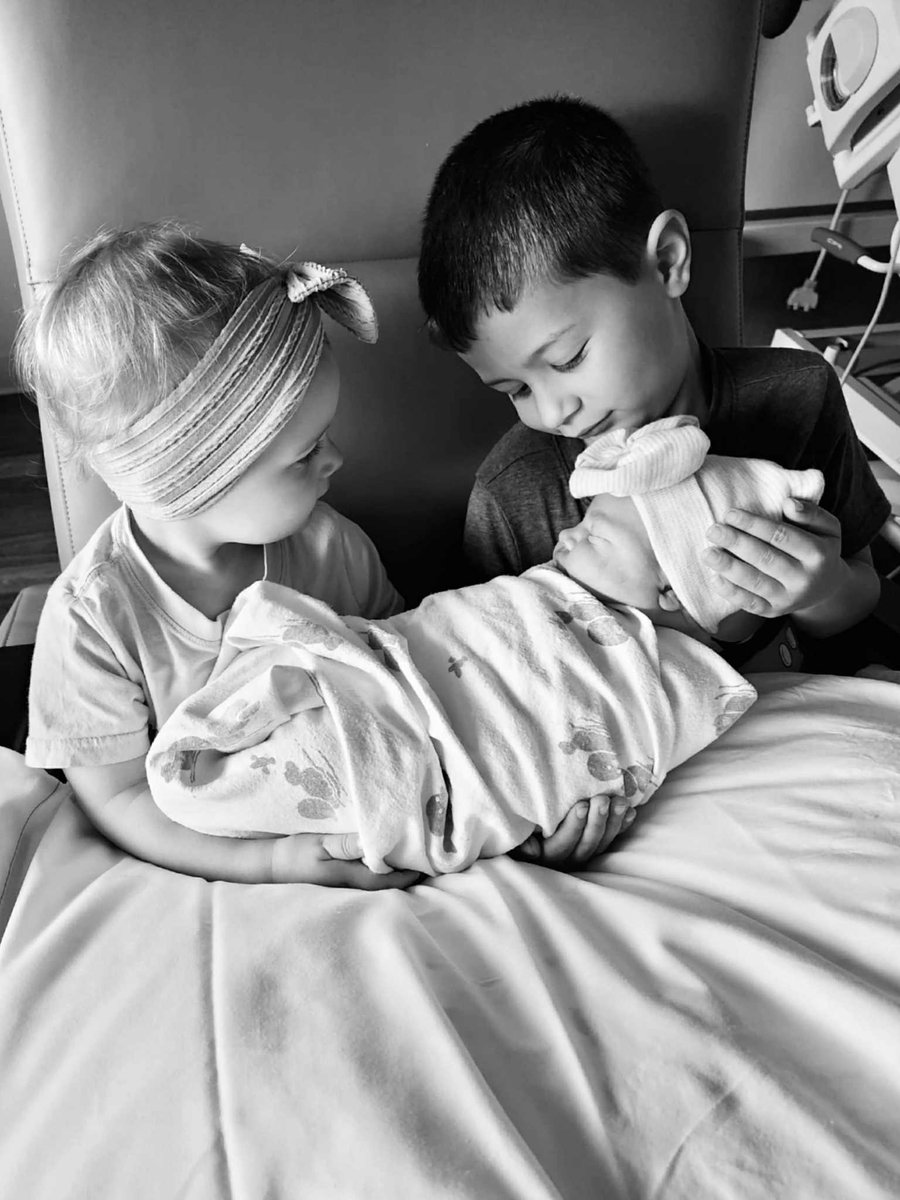 OldManCormier's tweet photo. Welcome to the family, Margaret Ruby! Your brother and sister have been so anxious to meet you!

9/3/25
9:59 AM
8lbs 3oz
21 inches https://t.co/AwwbFuvzrX