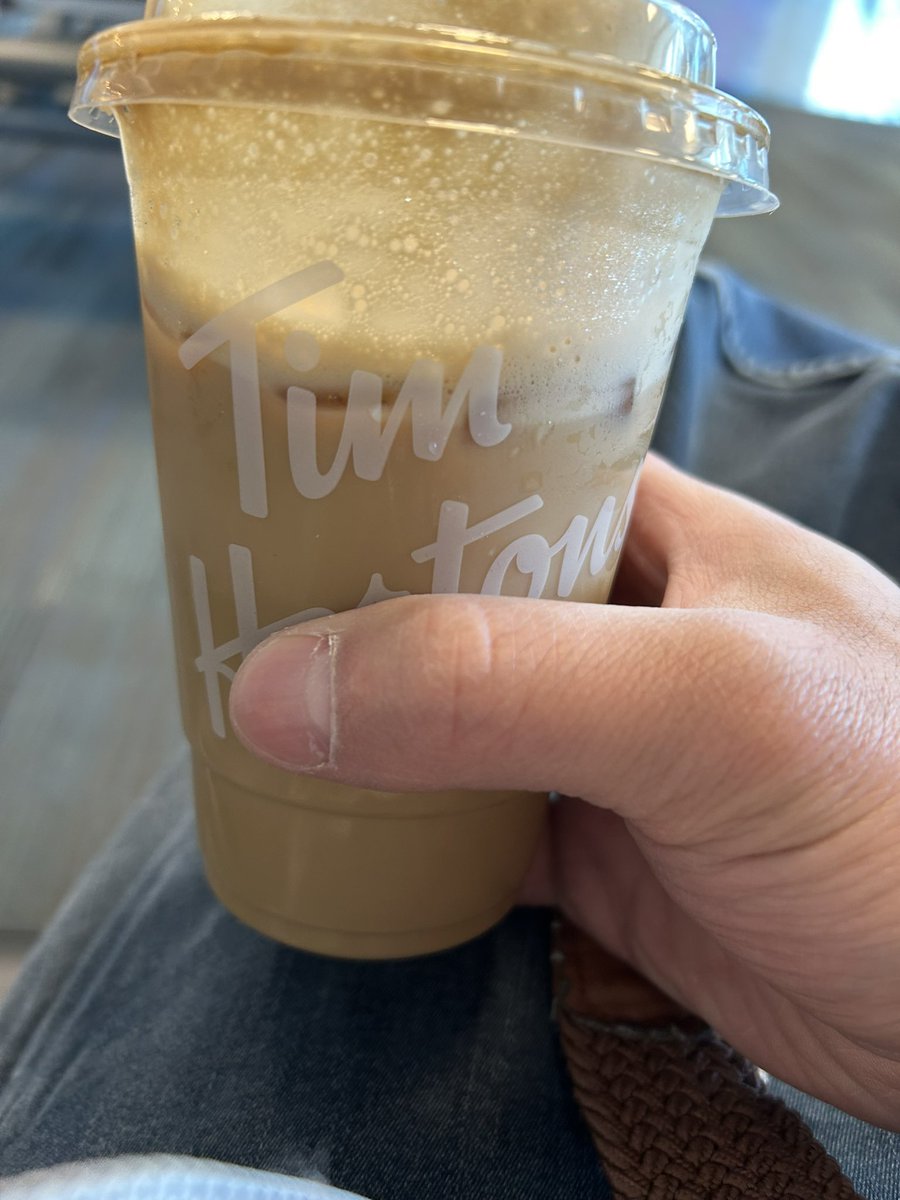 1 final Tim Horton’s before l leave Canada 😋🇨🇦