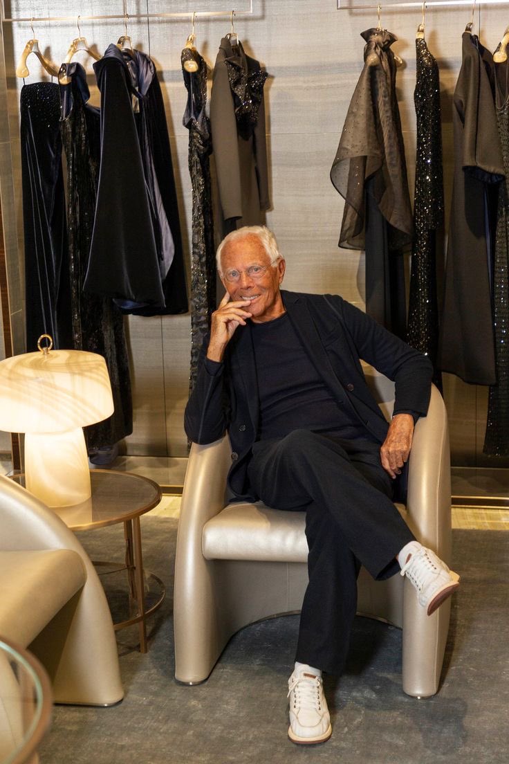 A pessoa podia não saber nada de moda, mas sabia quem Giorgio Armani era! #rip