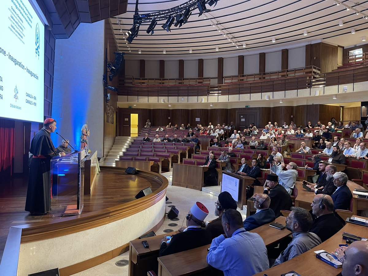 PamiMariana's tweet photo. Roma, al via il https://t.co/GrpdCYMwOT Congresso Mariologico Mariano Internazionale - @vaticannews_it #CongressoPAMI2025
https://t.co/9zX7QXYk1a https://t.co/KCROvKU9Pq