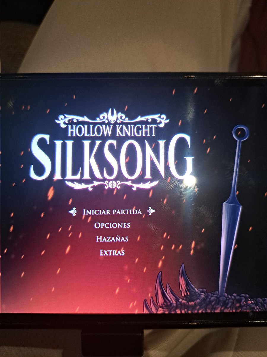 poniente_sol's tweet photo. Mañana saldrá el sol pero hoy salió silksong 
#silksongtomorrow https://t.co/xDNlwn2Rij