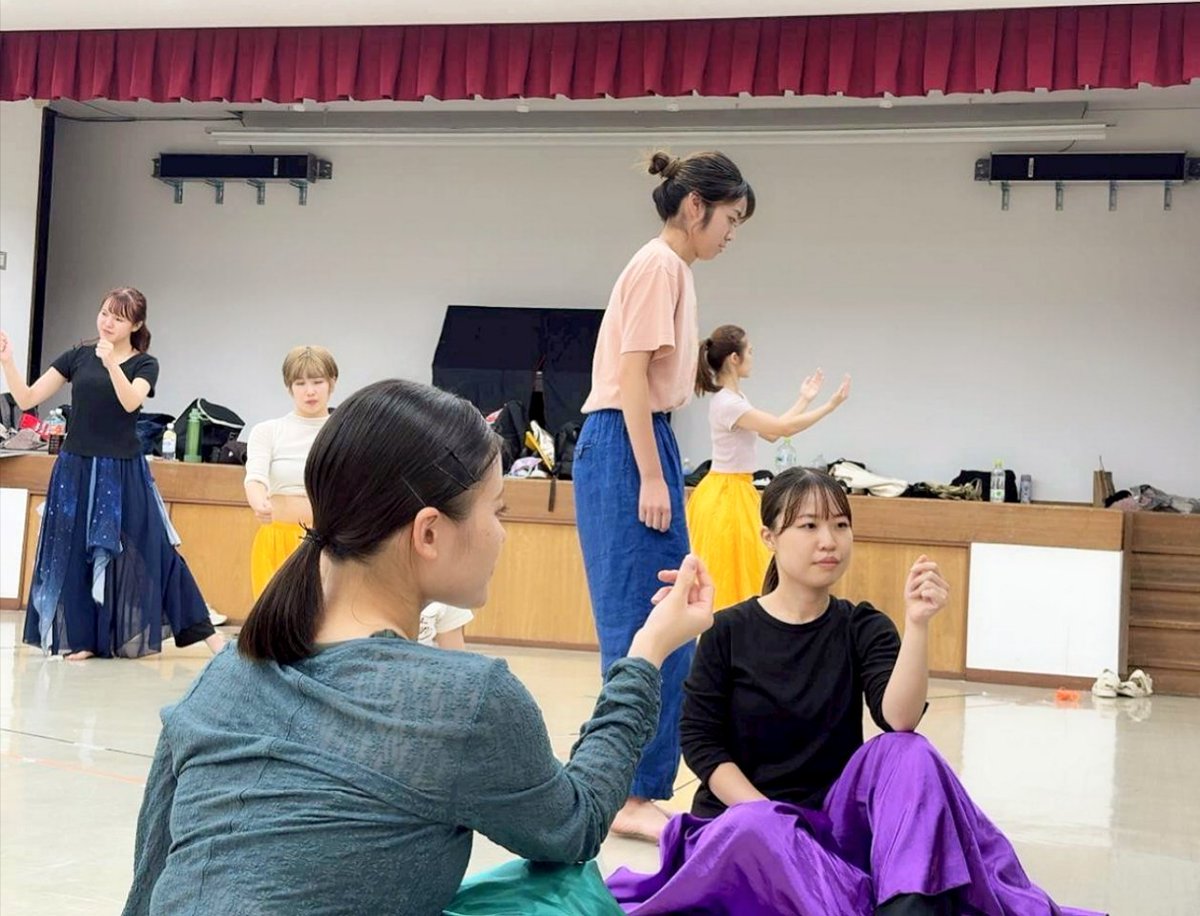 #ミュージカル #病的船団
二幕止め通し⛵
今作の空気を色濃く表す後半戦🌊
今後のブラッシュアップポイントを探る取れ高の良い稽古でした✨
関係者皆様に感謝🙏

出演者の皆様の命の輝きをどうか見届けて下さいませ🙇‍♂️

◇プレスリリース→prtimes.jp/main/html/rd/p…
◇公演支援→byoteki2023.official.ec