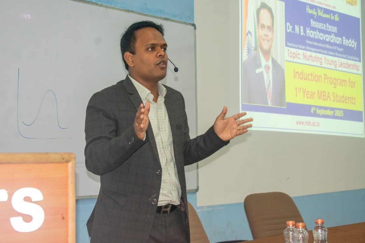mitsmbaofficial's tweet photo. MITS MBA successfully conducted the Induction Program for 1st Year MBA students with Dr. NB Harshavardhan Reddy inspiring freshers with insights on leadership & growth. #MITS #MBA #InductionProgram #Leadership #Inspiration https://t.co/HCkyKAlfrH