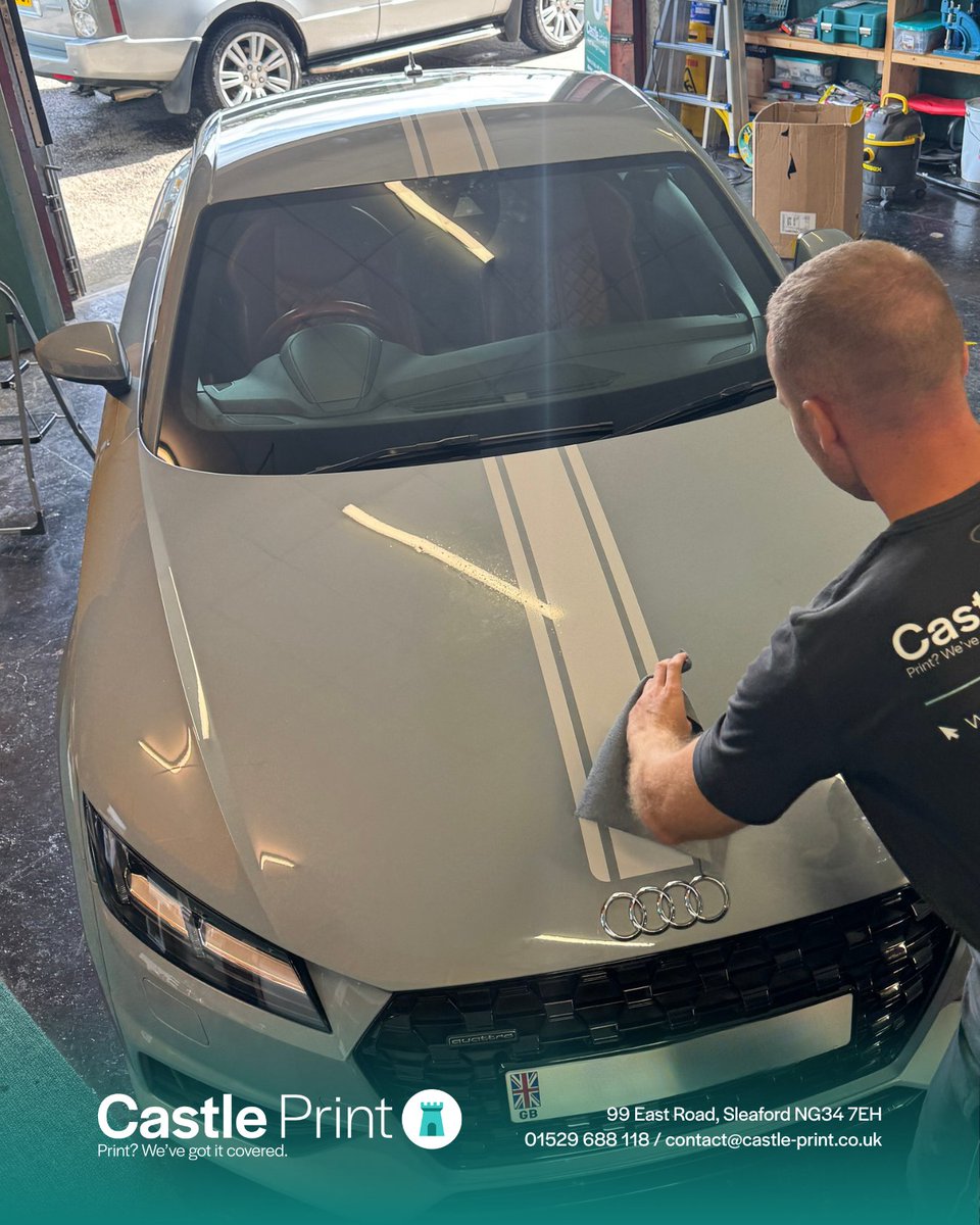 Castle Print tweet media