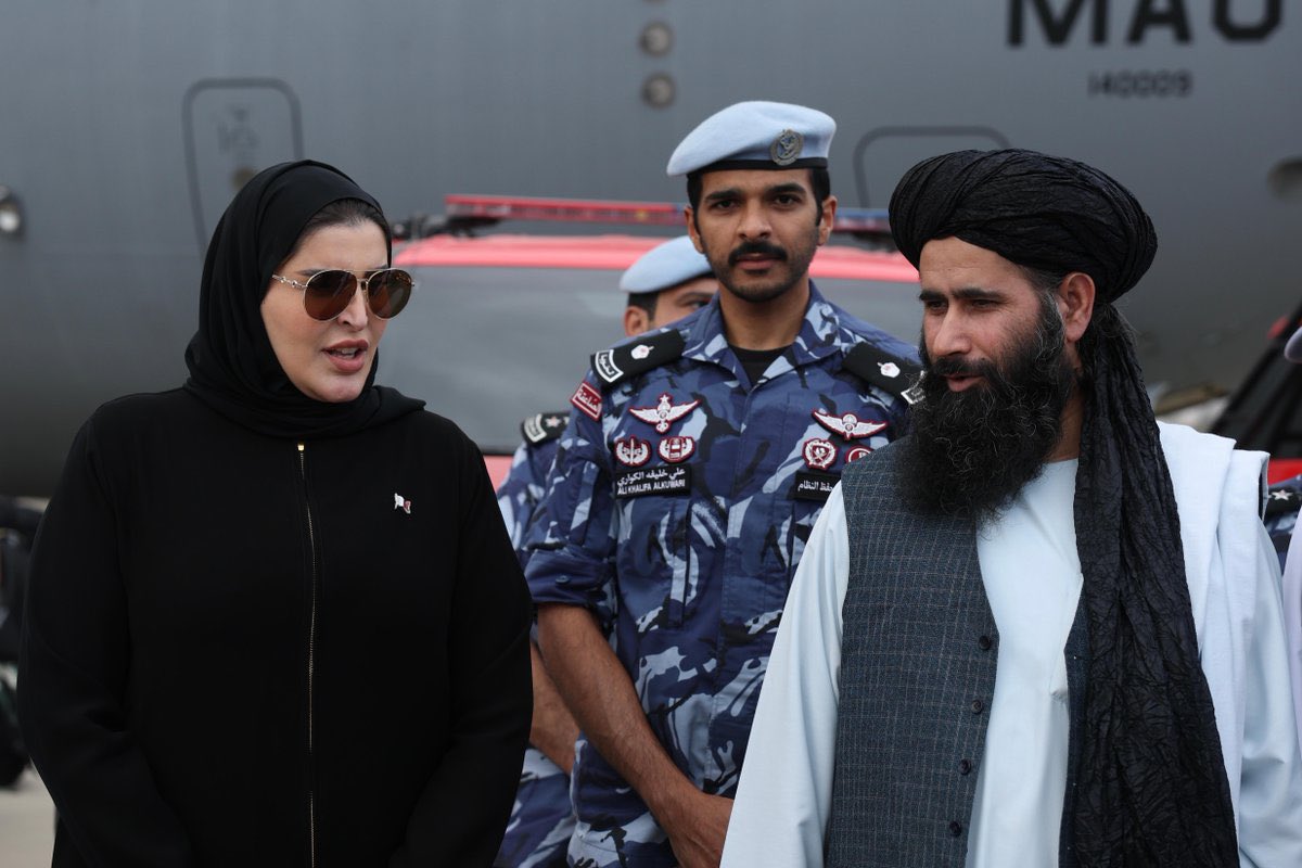 د منافقت او رزالت امارت!

قطری او پاکستانی ښځو ته بیا داسې تیار سۍ لکه سپو غوندې لاس په نامه ولاړ دي. مګر افغانستان کې بیا ښځو ته د د انسان په سترګه لا نه ګوري.