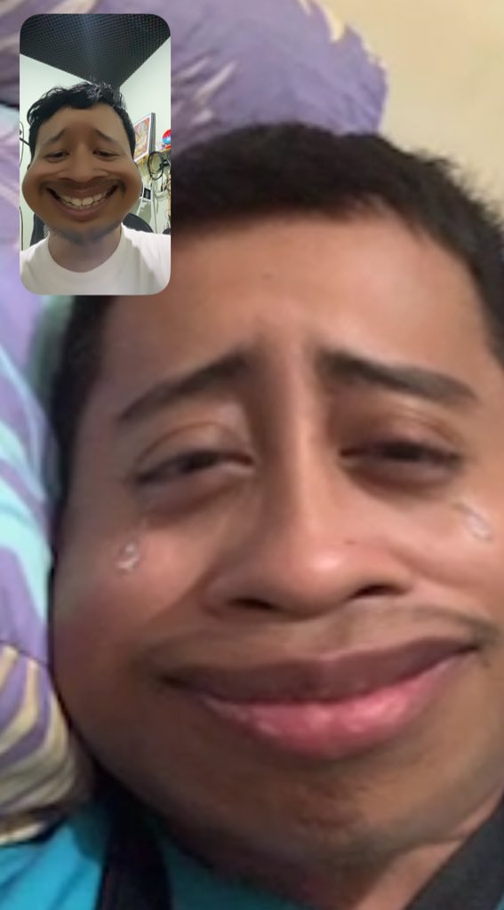 Kelakuan dua orang tua yang aneh.  <a href="/Korekayu_/">Korekayu</a>