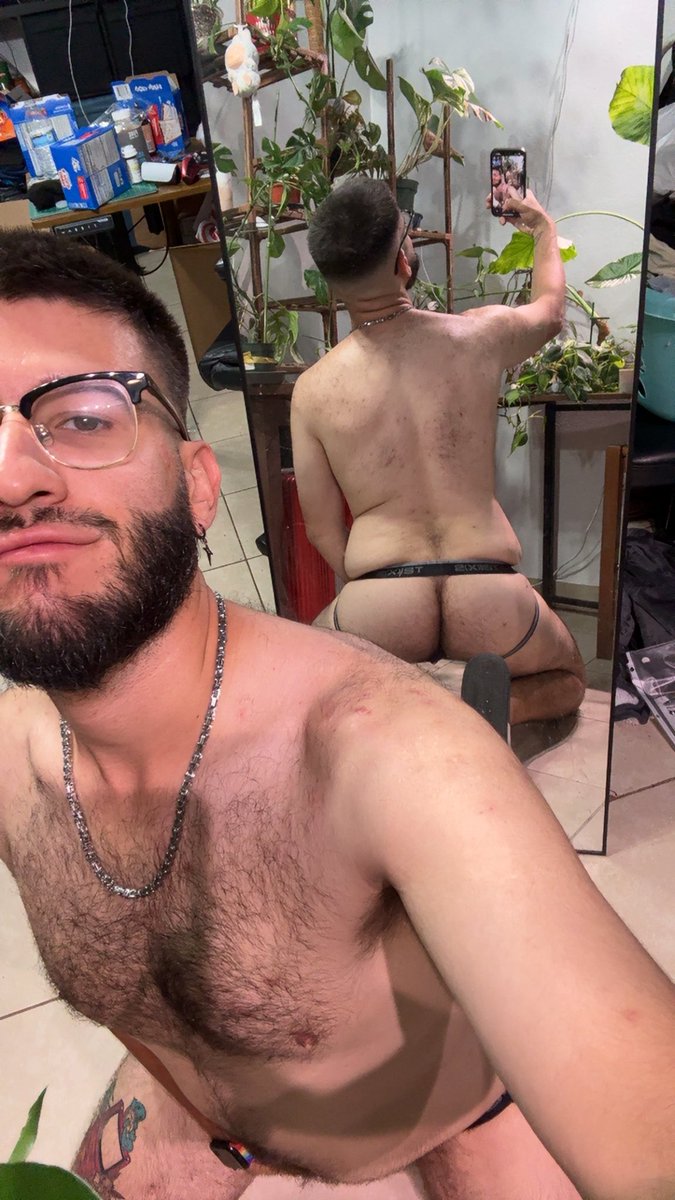 Just another plant gay 😚🌱