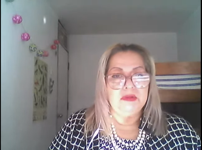 ysuca91siete's tweet photo. #LaEntrevistaYSUCA | "Va a salir no quien sea inocente, sino quien logre sobrevivir. Cinco años de prisión provisional es, prácticamente, una pena anticipada", explica la abogada Roxana Cardona. https://t.co/AsmPVHK5Nn