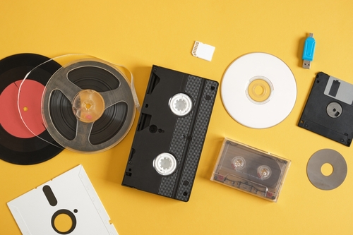 capsysteam's tweet image. Old tech? New life.
Floppy disks and diskettes contain valuable data. Don’t risk losing it.
💾 IDT transfers your legacy media to accessible digital formats.
idt-inc.com/conversion-ser…
#DataConversion #MediaModernization #idtmarketing