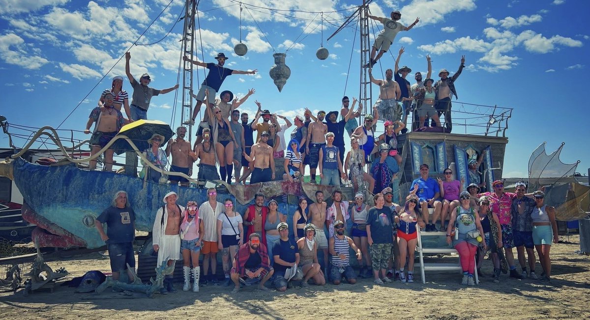 Well that was fun!
<a href="/BoobsnBerries/">Boobs n Berries</a> bar up on the front row of BRC.
Mission accomplished.