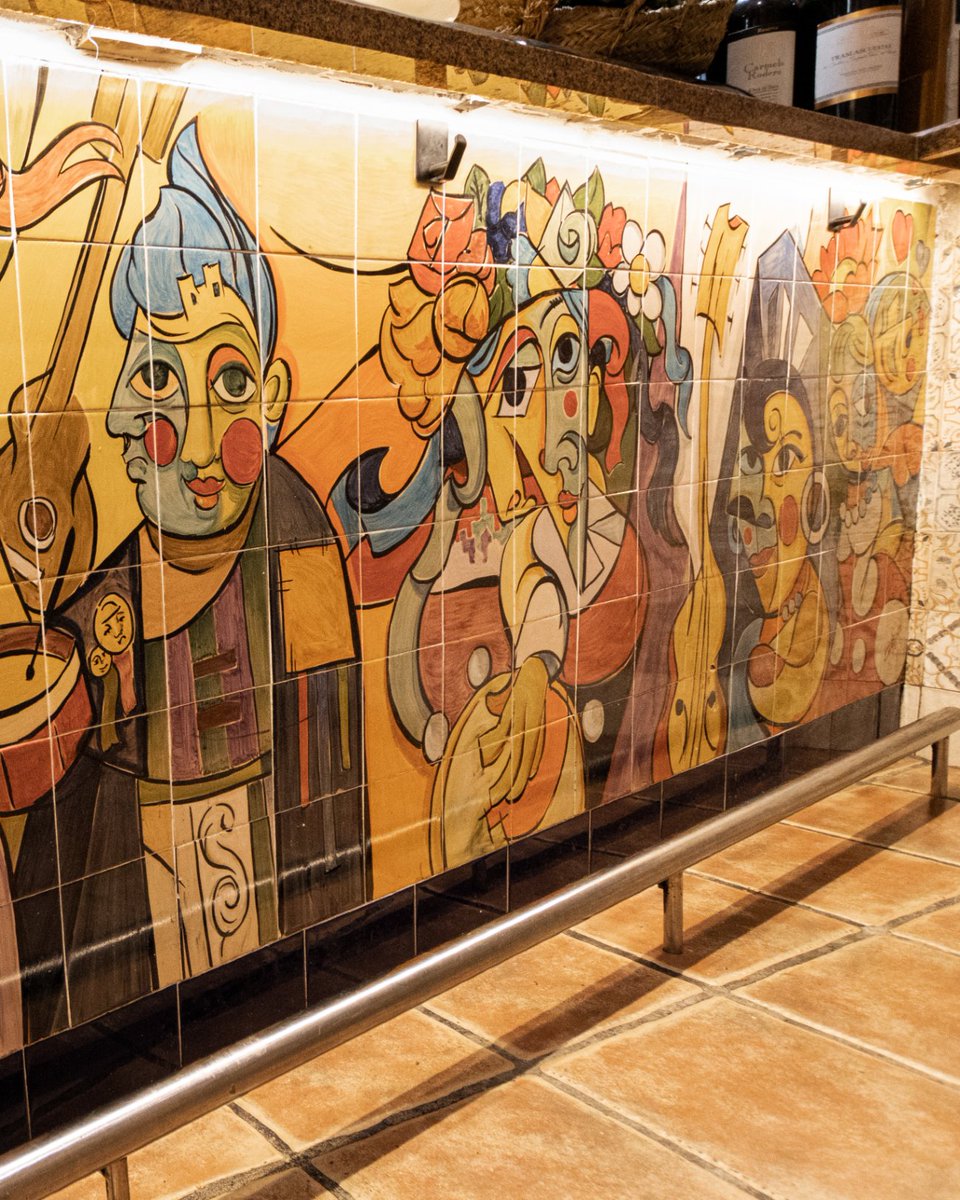 🎨✨ En Lo Güeno, el arte está en cada rincón… solo tienes que estar atento para descubrirlo.
Sumérgete en sabores y detalles que cuentan historias. 🌿

#LoGüeno #ArteEnCadaRincón