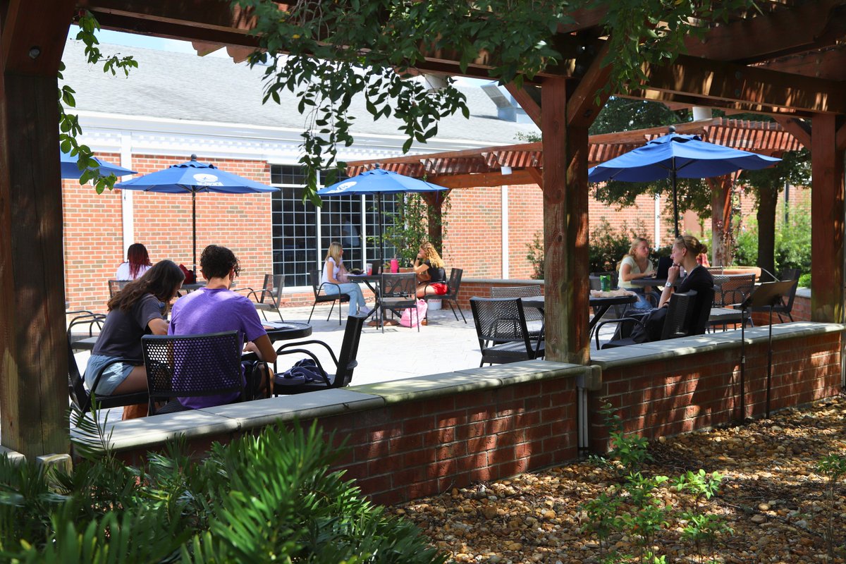 SJRState's tweet image. Scenes from around campus 😌

 #SJRState #FallSemester #YourCommunitysCollege