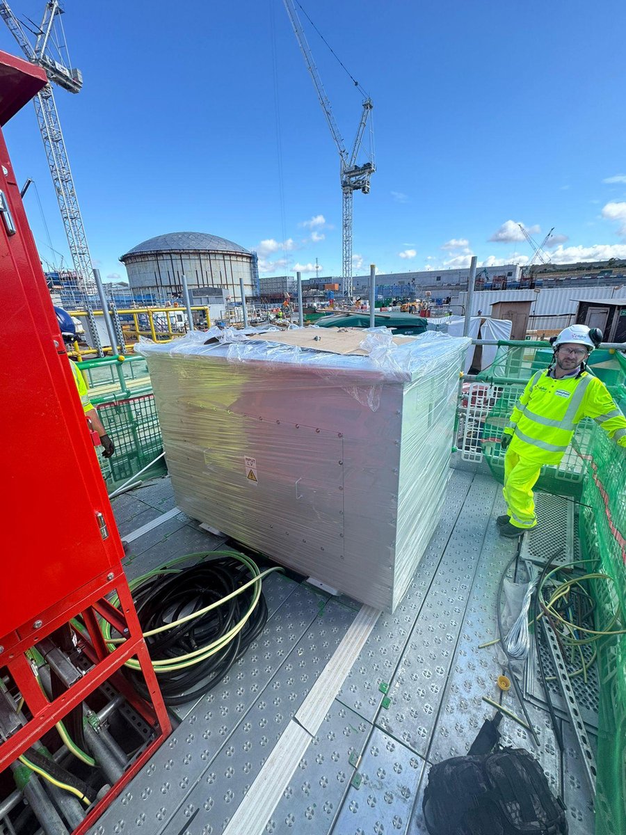 IPEmagazine's tweet image. IPE MAGAZINE - Electro-Wind Manufactures Bespoke #Transformer for Hinkley Point C Nuclear Power Project 
@Electrowind #transformersolutions
ipesearch.co.uk/Electro-Wind-H…