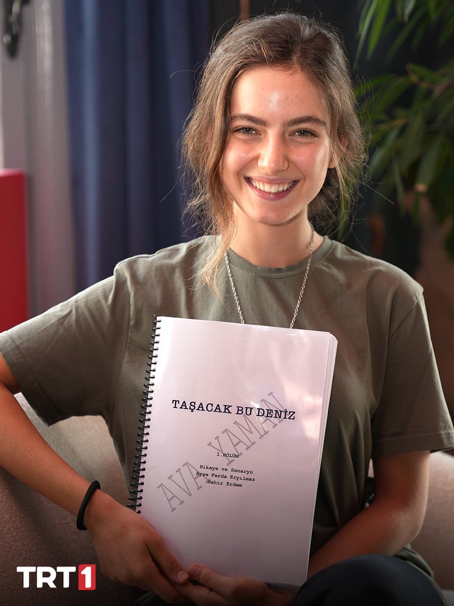 Heyecan dalga dalga geliyor 🌊

Taşacak Bu Deniz yakında <a href="/trt1/">TRT 1</a>’de!