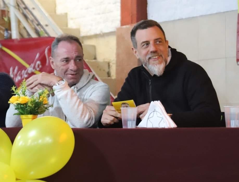 "Para quien cumplió siempre con Lanús... ¡MUY FELIZ CUMPLEAÑOS!" #CumpleDiego #DKLanus #DiegoKravetz
